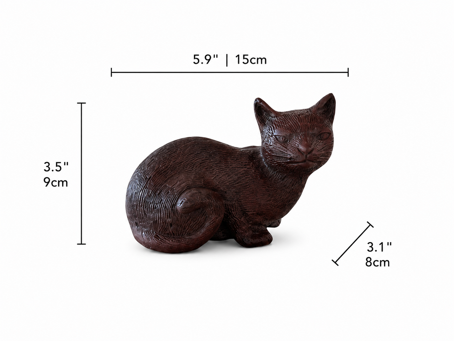 Red Bronze cat laying down with measurements. Height 3.5 inches and 9cm. Width 3.1 inches and 8cm. Length 5.9 inches and 15cm. 